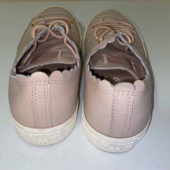 Light Pink Leather Converse size 10 - Picture 3 of 5